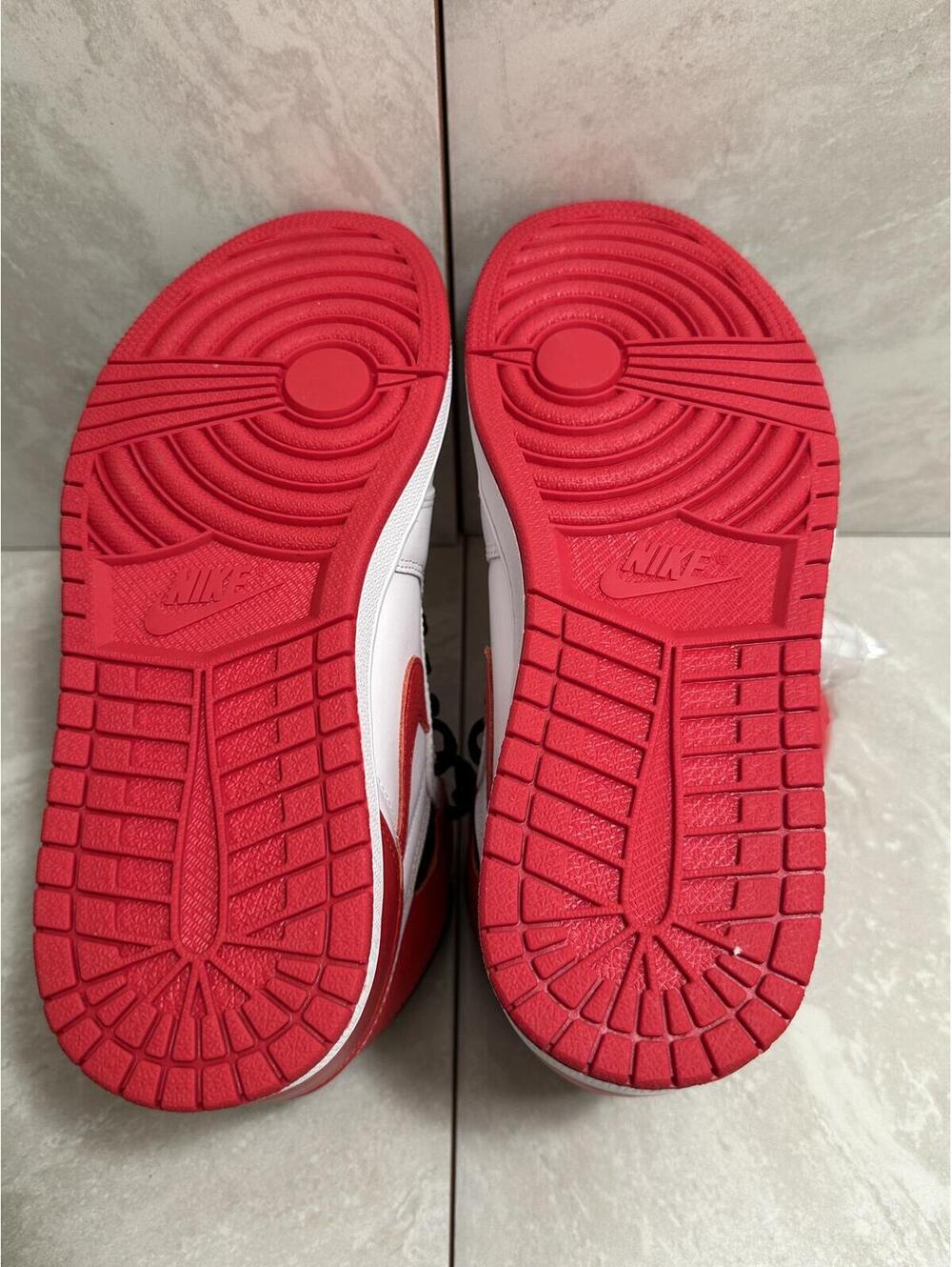 Nike Air Jordan 1 Retro High OG Heritage Chicago white/red/black sneakers Size 9 - Picture 11 of 12